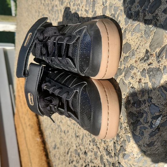 adidas Forum Low Black Gum Snakeskin IE4787 - Picture 2 of 8